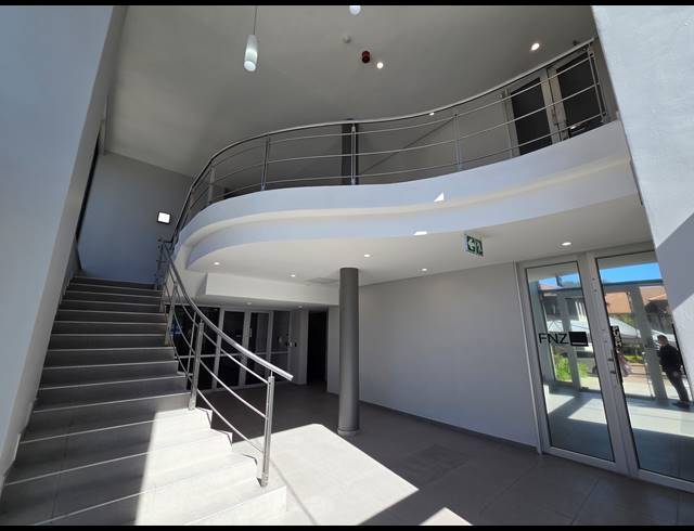 344M² OFFICE TO LET IN SANDTON CENTRAL
